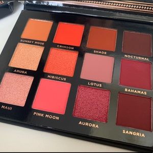**BRAND NEW** Ace Beauté Scarlet Dusk Palette